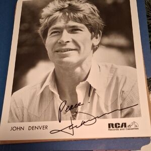 JOHN DENVER  Signed Black & White  Original  autographed Photo. PEACE.
